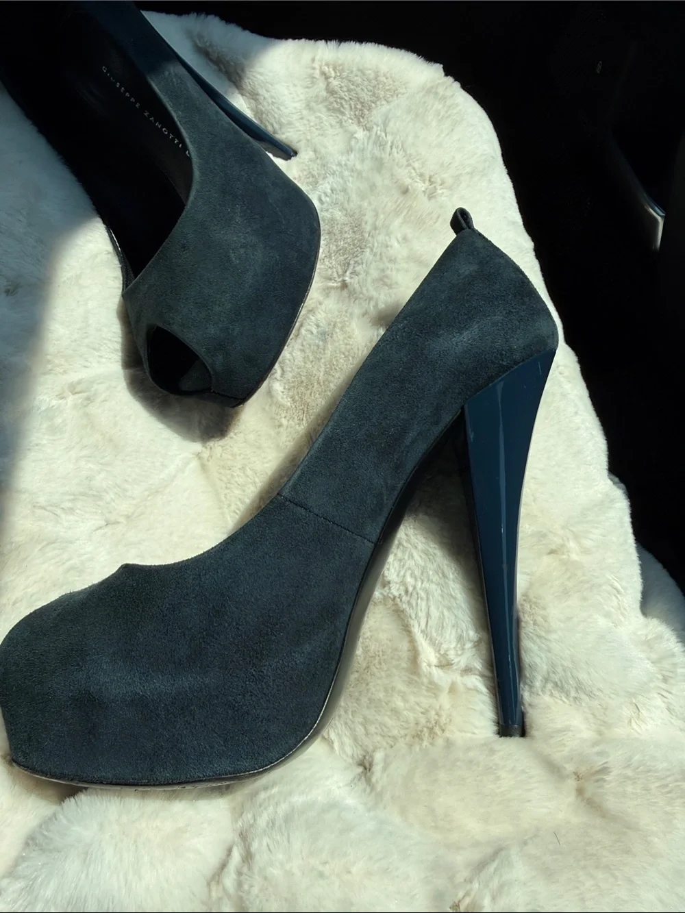 Giuseppe Zanotti Navy Suede Platform Peep-Toe Pumps with Gloss Heel 2011